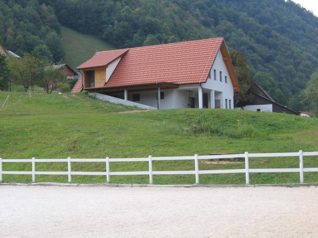 Apartment Sever Idrija Zimmer foto